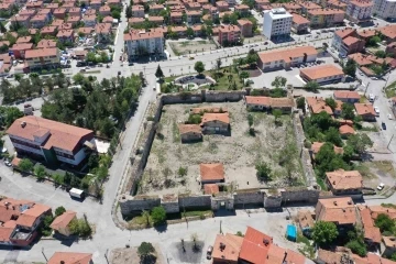 Tarihi Çorum Kalesi’nin restorasyon ihalesi yapıldı
