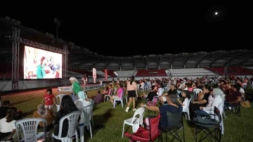 Tarsus’ta ’Yaz Akşamları Şenliği’ devam ediyor
