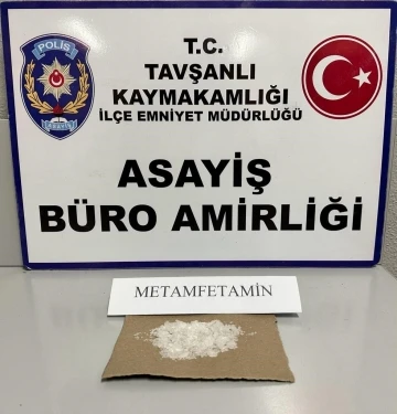 Tavşanlı’da bir araçta uyuşturucu ele geçirildi
