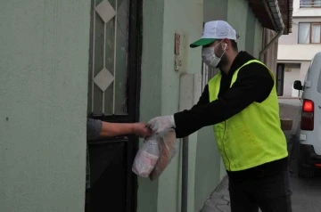 Tepebaşı’nda 53 bin porsiyon yemek ihtiyaç sahiplerine ulaştırıldı
