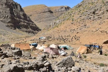 Terörden arındırılan yaylalarda hayvancılık yapanlar için yaşam alanları oluşturuldu
