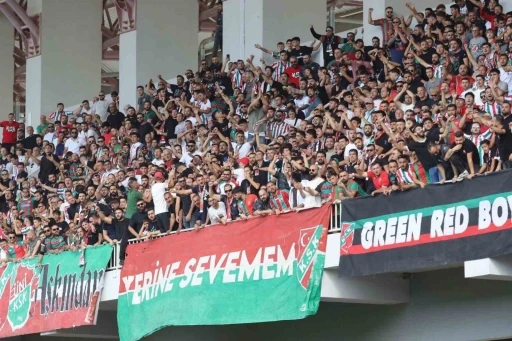 TFF 3. Lig: Kuşadasıspor: 0 - Karşıyaka: 2
