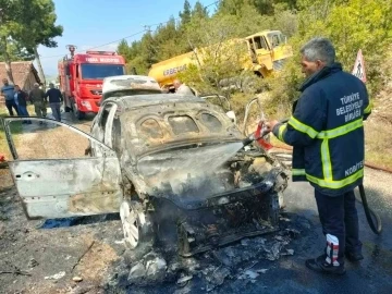 Tokat’ta hareket halindeki otomobil alev alev yandı
