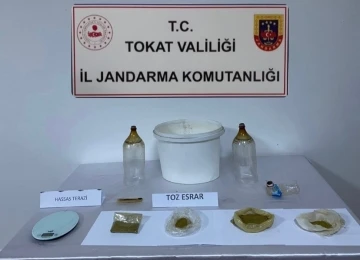 Tokat’ta uyuşturucu operasyonu, 4 kişi gözaltına alındı
