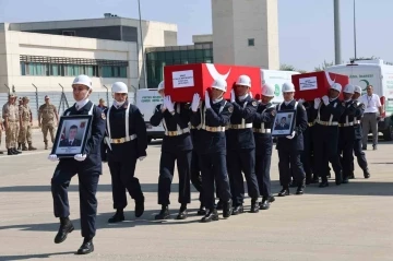 Tunceli’deki kazada şehit olan 4 asker memleketlerine uğurlandı
