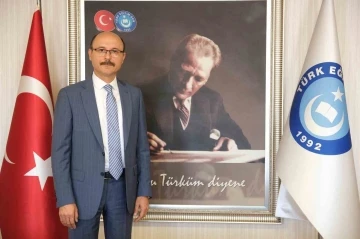 Türk Eğitim-Sen Genel Başkanı Geylan, öğretmene kademeli rotasyon uygulamasını değerlendirdi
