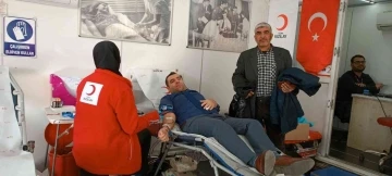 Türk Kızılayı Dicle ilçesinde kan bağışı kampanyası düzenledi
