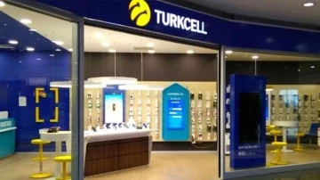 Turkcell'in &quot;seçim gecesi mesajı&quot; ortalığı karıştırdı! 