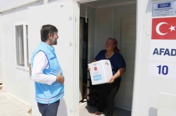 Türkiye Diyanet Vakfı Hatay’da 15 bin adet yardım kolisi dağıttı
