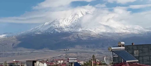 Türkiye’nin &quot;çatısı&quot; beyaza büründü
