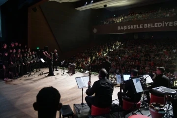 Türkiye Yüzyılı Başiskele’de türkülerle anlatıldı
