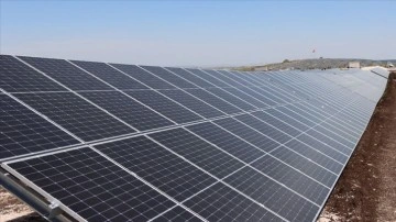 Türkiye'nin güneş enerjisi kurulu gücü 10 bin megavat sınırında