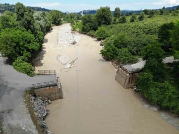 Türkülere konu olan Ordu’nun dereleri yıktı geçti
