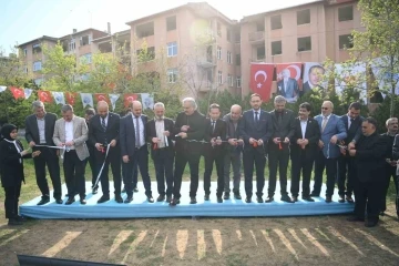 Tuzla’da bulunan Penguen Sitesine ilk kazma Cumhurbaşkanı Erdoğan’ın talimatıyla vuruldu
