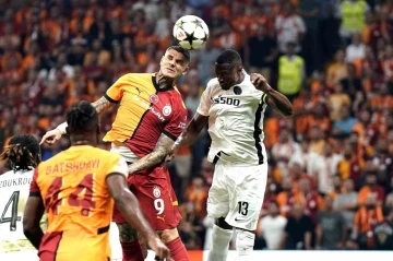 UEFA Şampiyonlar Ligi: Galatasaray: 0 - Young Boys: 0 (İlk yarı)
