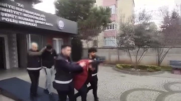 Ümraniye’de tartıştığı kişilerin üzerine aracını süren sürücü ile iki şüpheli yakalandı
