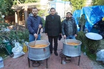 Uşak Belediyesi depremzedelerin yüzlerini güldürmeye devam ediyor
