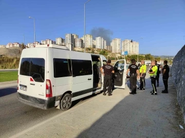 Uyuşturucu taciri çevik kuvvet ekiplerinin dikkati sayesinde yakalandı
