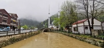 Uzungöl çamurgöl oldu
