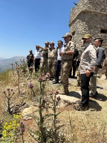 Vali Çağatay’dan üs bölgelerine ziyaret
