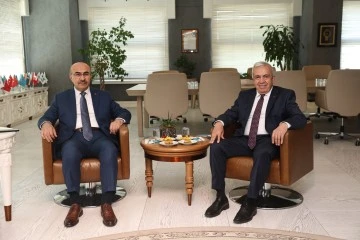 Vali Mahmut Demirtaş’tan Başkan Şadi Özdemir’e ziyaret 