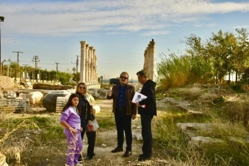 Vali Pehlivan, Soli Pompeipolis Antik Kenti’nde incelemelerde bulundu
