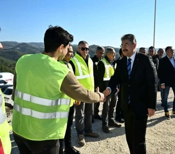 Vali Yılmaz: &quot;Barajı tamamlandığında 15 bin hektar toprak suyla buluşacak&quot;
