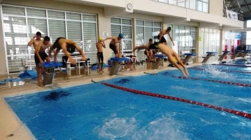 Van’da Olimpik Yüzme Havuzuna yoğun ilgi
