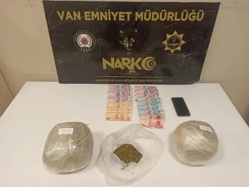 Van’da ‘torbacı’ operasyonu
