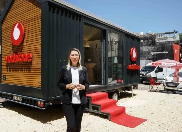 Vodafone’dan afet bölgesine tiny house mağazalar
