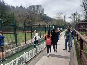 Yabancı öğrenciler Keçiören’i gezdi
