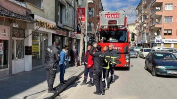 Yakınları haber alamadı, evde uyurken bulundu
