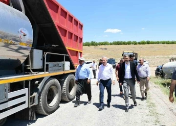 Yeşilyurt Belediyesi, kırsal bölgelerin ulaşım ağını akıcı ve konforlu hale getiriyor
