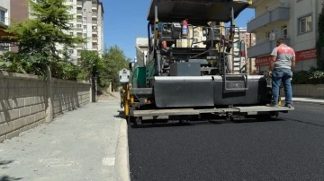 Yıldırım Beyazıt Mahallesi’nde alt yapı ve asfalt çalışmaları devam ediyor
