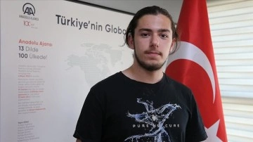 YKS'de 500 tam puan alan Hüseyin Furkan, yoluna ilahiyat alanında devam edecek