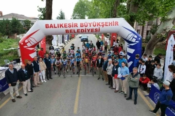 Yol Bisiklet Yarışları dolu dolu geçti
