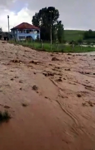 Yozgat’ta kuvvetli yağış sele neden oldu
