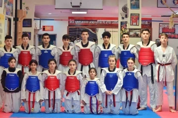 Yunusemreli taekwondocuların hedefi milli takım
