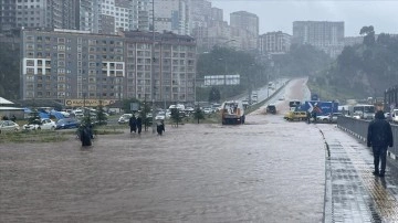 Zonguldak, Bolu ve Bartın'da sağanak etkili oldu