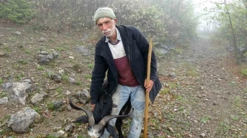 Zorlu hava şartlarına rağmen mesleğinden vazgeçmiyor
