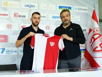 Zymer Bytyqi, Antalyaspor’da
